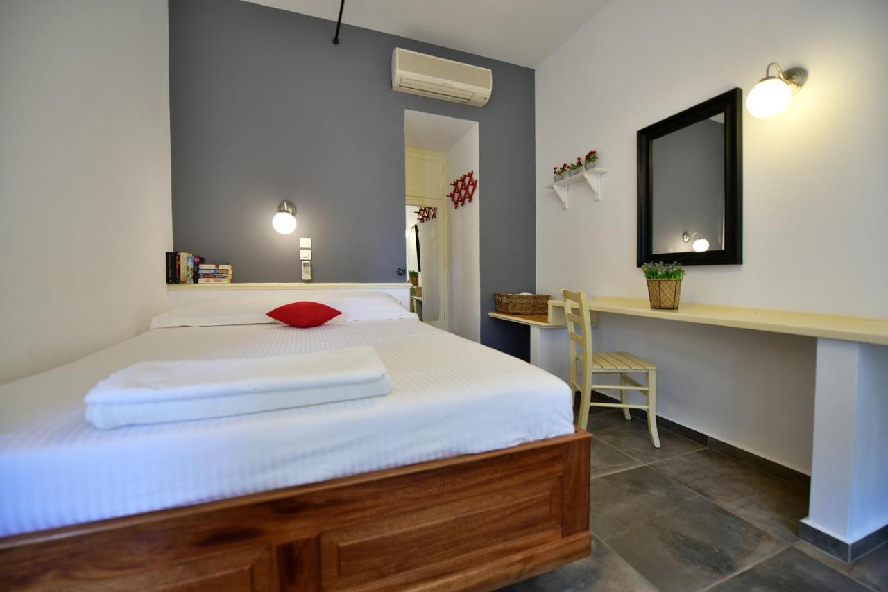 Piteoussa Rooms Гідра Екстер'єр фото