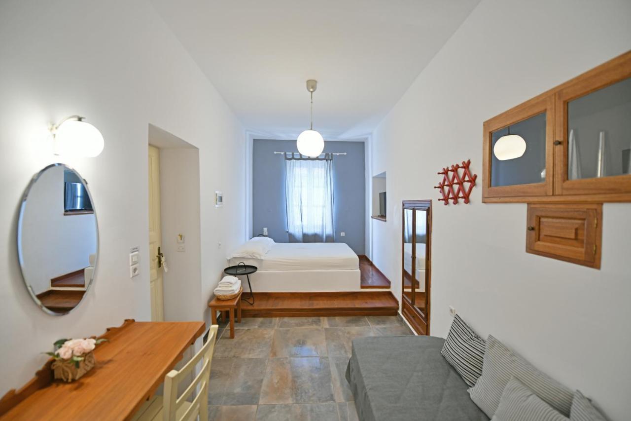 Piteoussa Rooms Гідра Екстер'єр фото