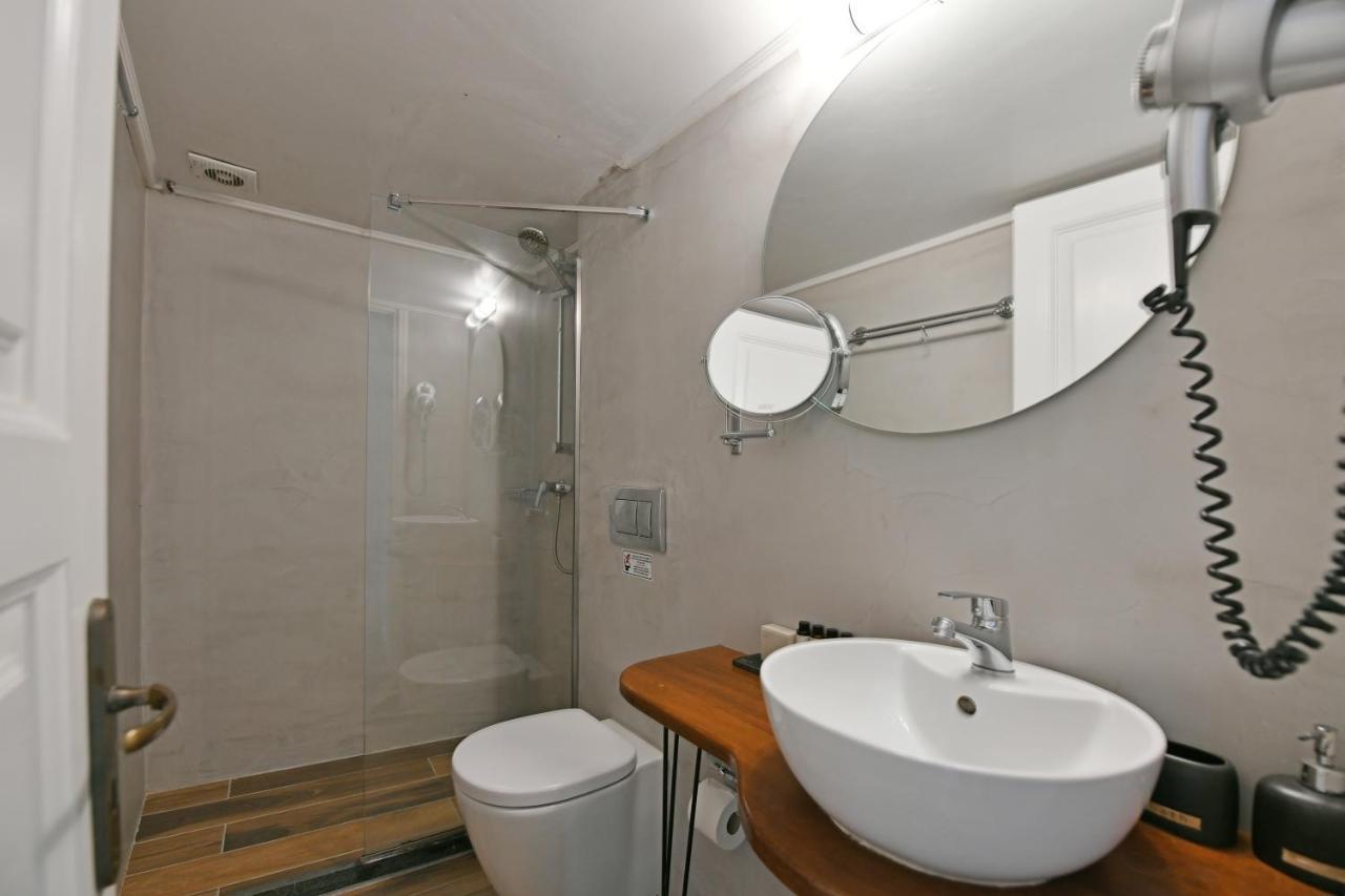 Piteoussa Rooms Гідра Екстер'єр фото