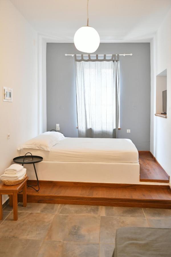 Piteoussa Rooms Гідра Екстер'єр фото