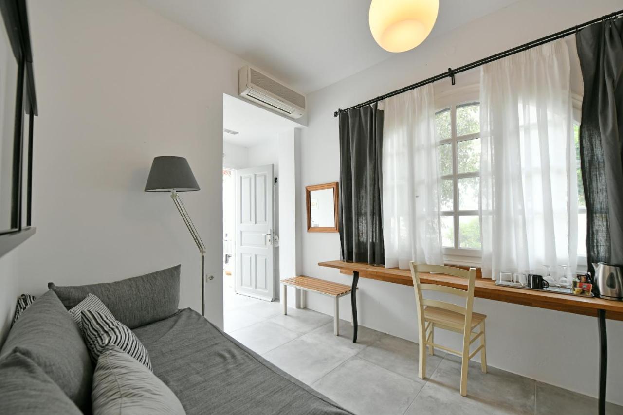 Piteoussa Rooms Гідра Екстер'єр фото